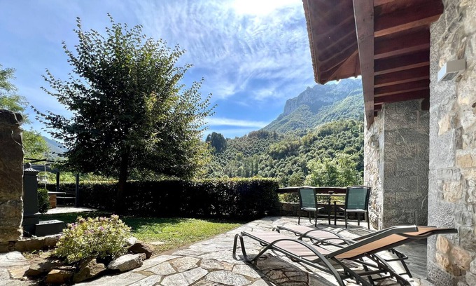 Campo de Caso Apartment | Apto rural LL con encanto,Wifi,chimenea y vistas