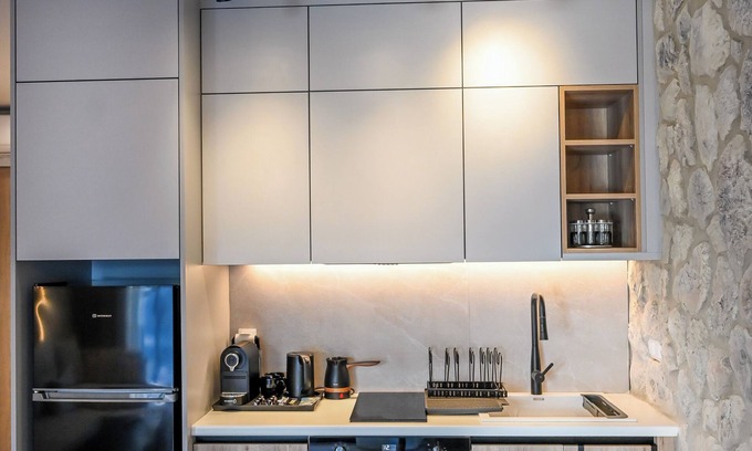 Episkopos Apartment | Aqua Lora – Luxury Stay & Pool