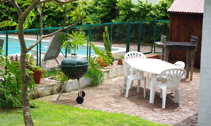 Humewood House | Aqua Marine Guest House
