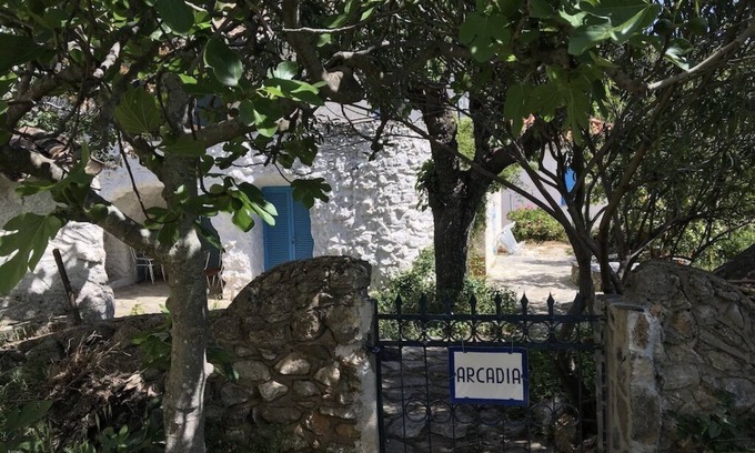 Livadi House | Arcadia, an idyllic, original, traditional farmhouse