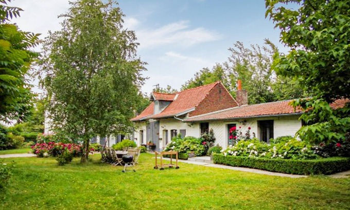 Verlinghem House | Are you dreaming of a vacation in a quiet location and yet close to attractions? Then you are right