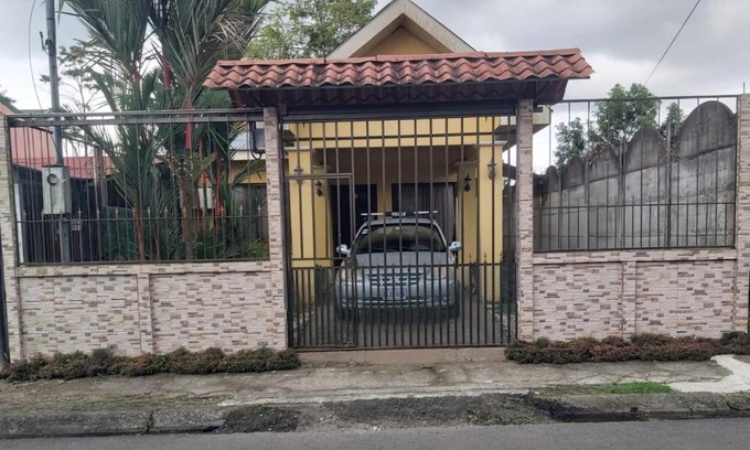 Barrio Dora Apartment | Arenal Beautiful