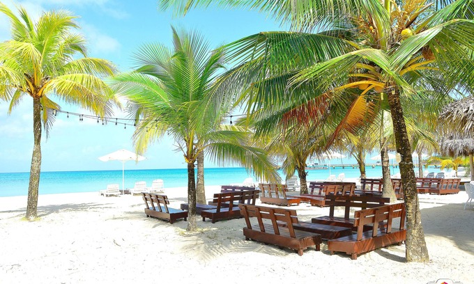 Corn Island Hotel | Arenas Beach Hotel