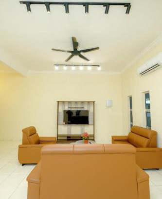 Pangkor Island House | Arista Guest House