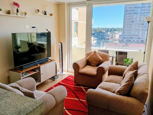 Osorno Apartment | Arriendo 1 Departamento Diario Amoblado en Edificio Pleno Centro de Osorno Full Eléctrico y Estacionamiento Techado, Comodidad, Moderno y Seguridad