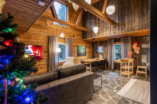 Napapiiri Villa | Art House of Lady Christmas