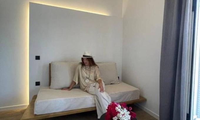 Messinia Apartment | Art Studios Gialova Navarino Maizonette Sea view balcony 5" walk to the beach.
