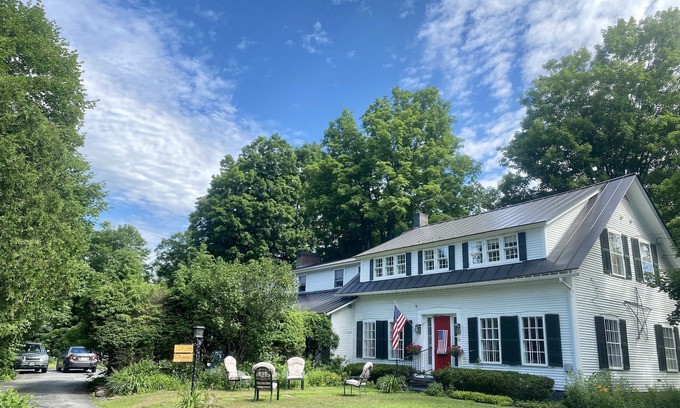 Montpelier Apartment | Artful Lodging & Retreats Civil War Infirmary 2nd Fl'r 3 Bdrm Apt Montpelier VT