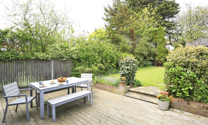 Southwold House | Arva - Three Bedroom House, Sleeps 6