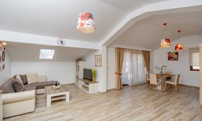 Lazi Apartment | Arvala Apartments - Deluxe apartment with side sea view