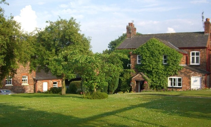 Little Bollington House | Ash Farm Country Guest House