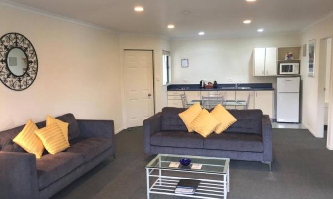 Whanganui Hotel | Asure Cooks Gardens Motor Lodge