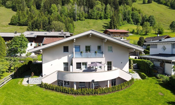 Bruck an der Grossglocknerstrasse Apartment | Panorama Apartments Bruck TOP 1