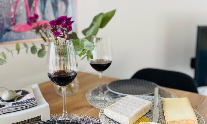 Centre-Ville Apartment | At the comfortable Studio Pissarro 2 minutes from the station