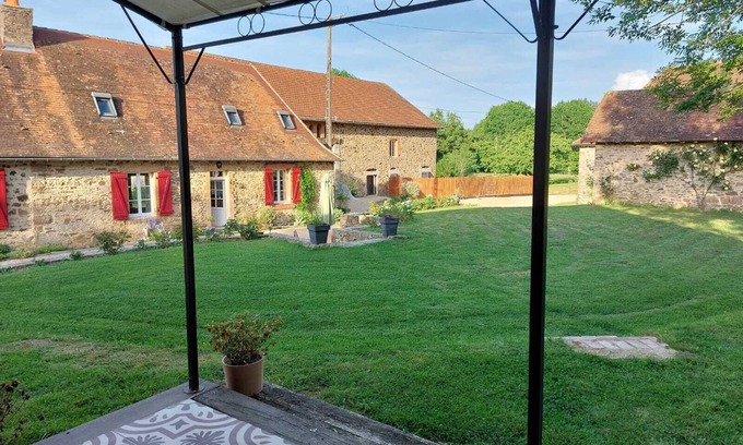 Saint-Yrieix-la-Perche Cottage | At the gateway to the Périgord, your vacations in the countryside