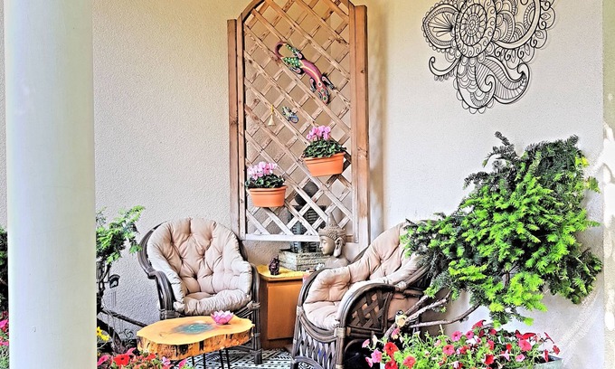 Lomianki Apartment | At the Warsaw Suburb .