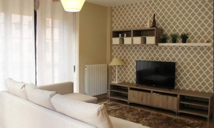 Najera Apartment | AT VINO Y CAMINO Escape to the perfect place.