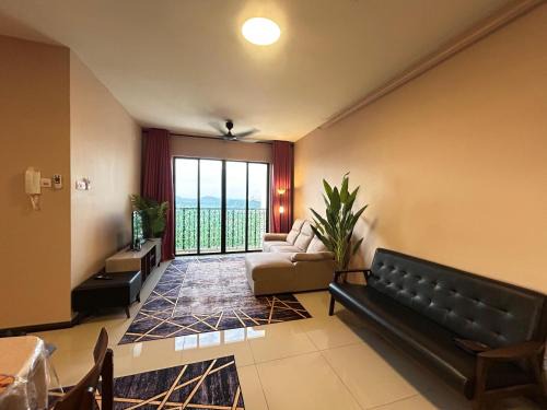 Labu Apartment | Atenza Homestay Residensi KLIA Condominium, 4 bedrooms 3 bathrooms , Near KLIA and Sepang F1