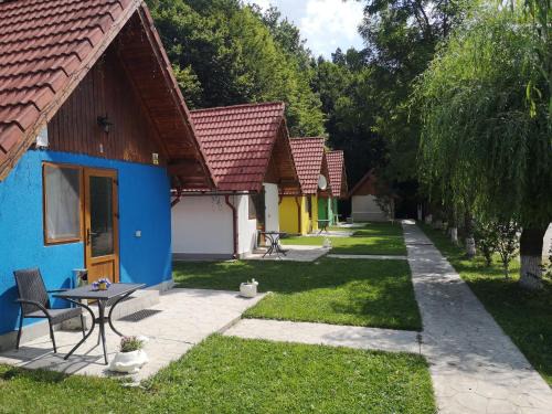 Vladeni Ski Chalet | Aterman's Cottages
