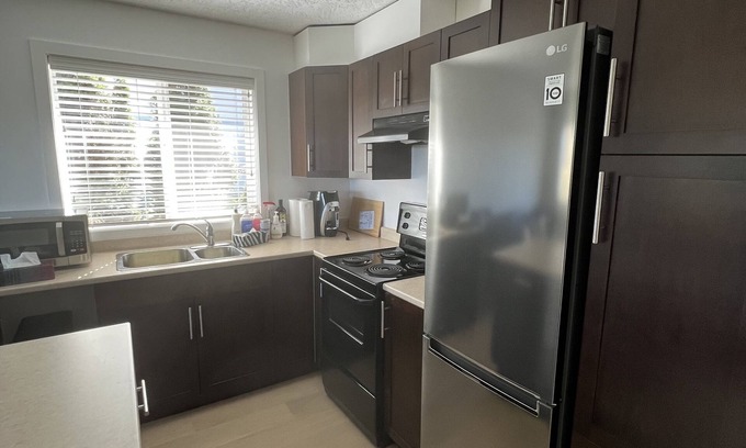 Regional District of Nanaimo House | Athena’s Luxury Retreat
