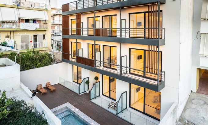 Dafni Apartment | Athens Grec Suites - Dafni Jubilant Getaway