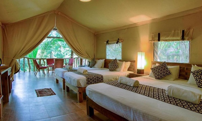 Udawalawa Hotel | Athgira River Camping - Udawalawe - Deluxe Family Room
