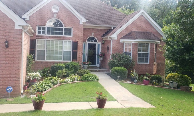 Ellenwood House | ATL/Airport