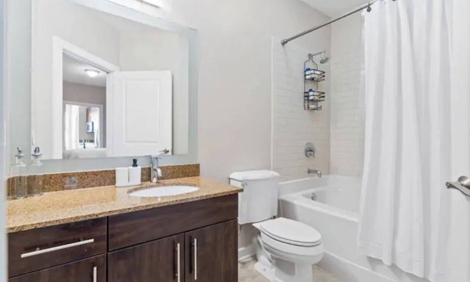 Castleberry Hill Apartment | ATL Downtown Getaway (Ace Palace)
