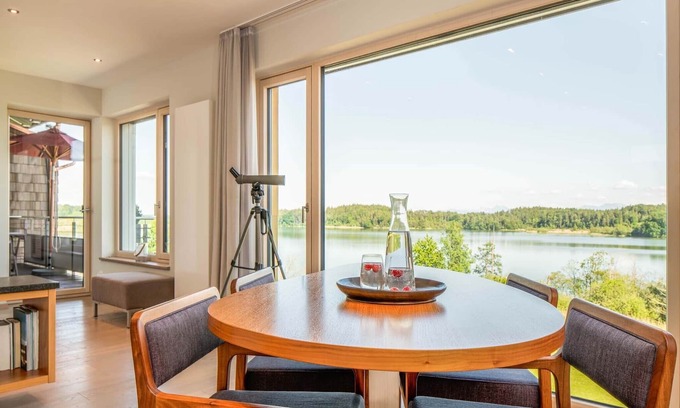 Pelham Apartment | Atmos, 91 qm Obergeschoss, 2 separate Schlafzimmer, 2 Bäder