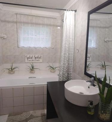 Umdoni Apartment | AtPeace