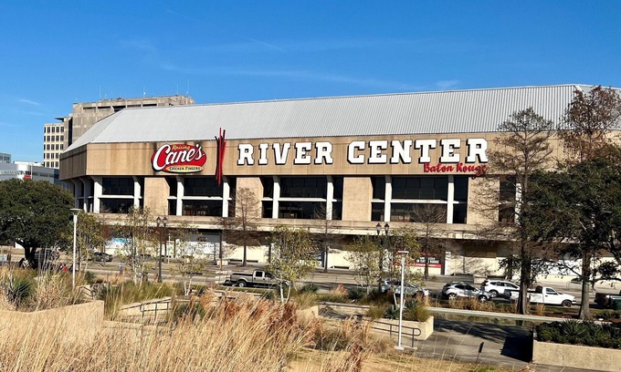 Beauregard Town Historic District Condo | Attention Bowlers! We're 1 Block to the River Center entrance.