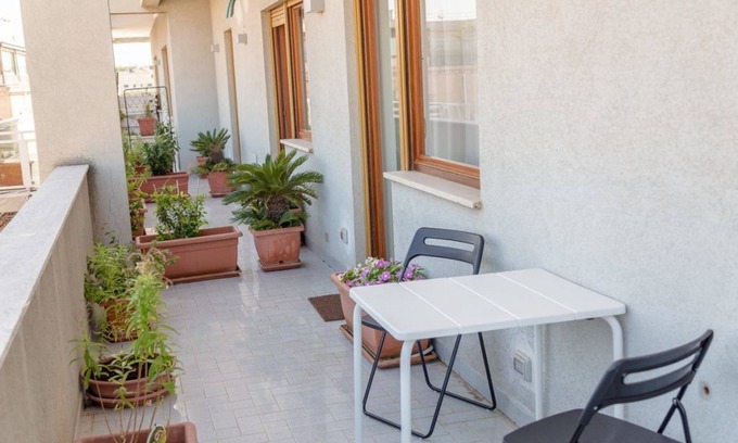 Ruggero Settimo Bed & Breakfast | Attico 33 B&B
