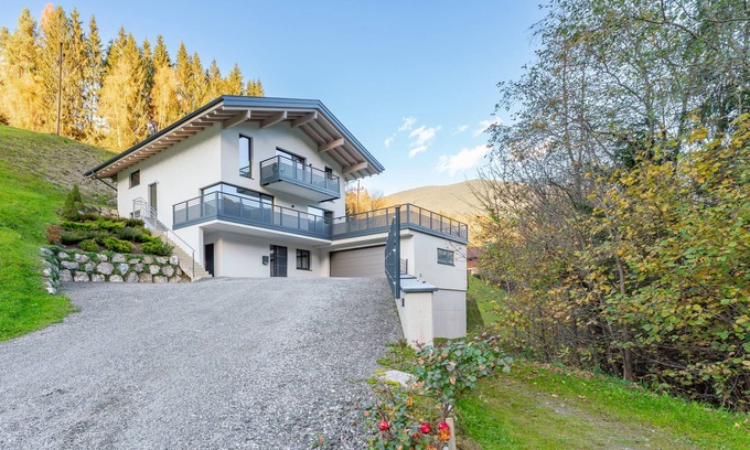 Viehhofen Apartment | Attractive penthouse on sunny side