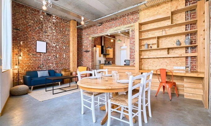 Lille-Moulins Apartment | Atypical Apartment with 2 basement bedrooms