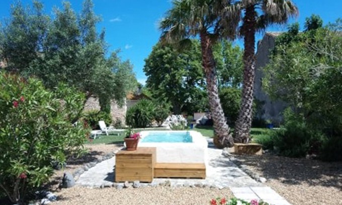 Ginestas Bed & Breakfast | Au Jardin d'Amphora