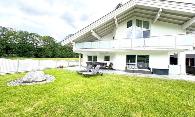 Soell House | Au Villa - Au Villa - Exklusives Ferienhaus im Grünen