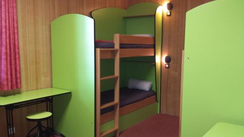 Saintes Hostel | Auberge de Jeunesse de Saintes