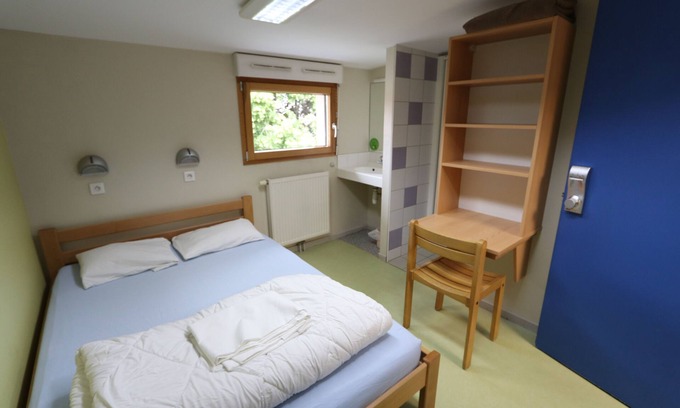 Pontarlier Hostel | Auberge de Jeunesse HI Pontarlier