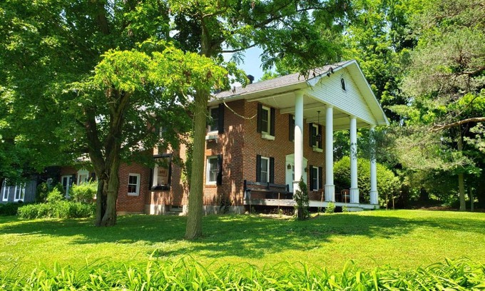 Brigham Hotel | Auberge du Vignoble Bromont