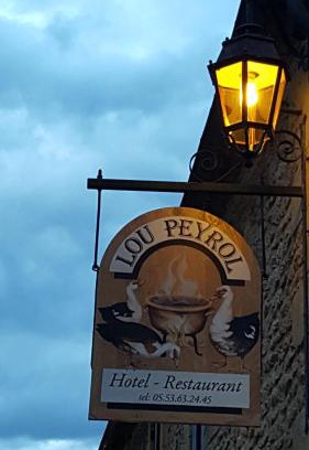 Montferrand-du-Perigord House | Auberge Lou Peyrol