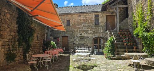 La Garde Guerin Hotel | Auberge Regordane