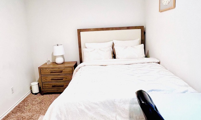 Aubrey House | Aubrey Haven – Private bedroom Suburban Comfort