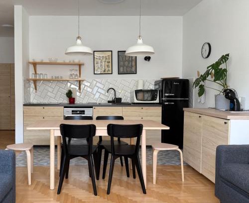 Idrija Apartment | Aumetz Square Apartment 2