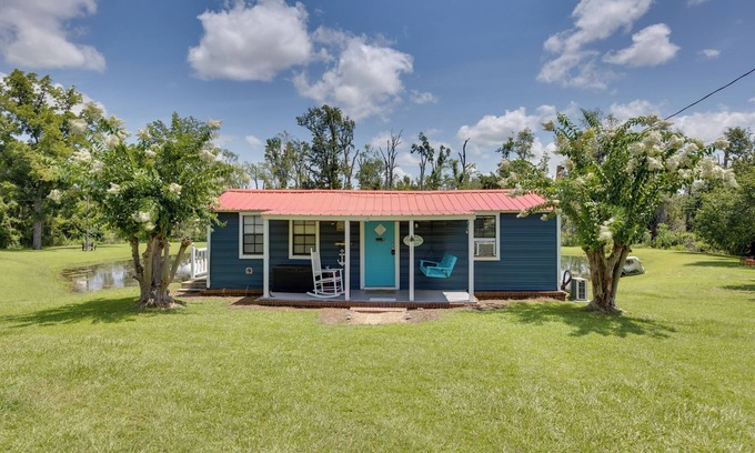 Glenwood Cottage | 'Aunt Lucille's Place' - Cozy Cottage in Glenwood!