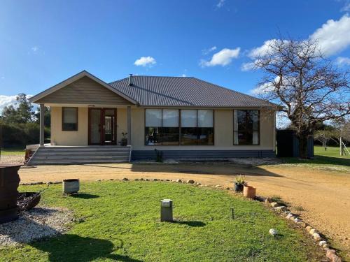 Pomonal Villa | Aurora Cottages - Bellfield