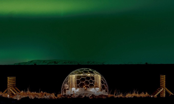 Hella House | Aurora Igloo
