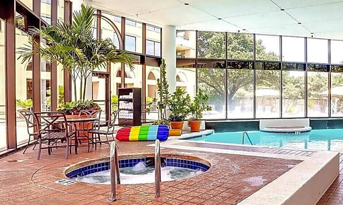 McKinney Hotel | Austin Southpark Hotel