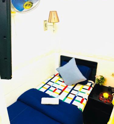 Tsim Sha Tsui House | Australia Lounge