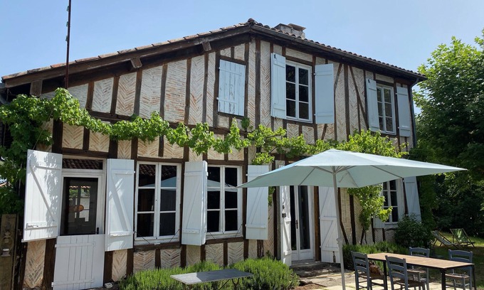 Lue Villa | Authentic 19th-century villa 240 M2, private pool, 15 mn from Mimizan.
