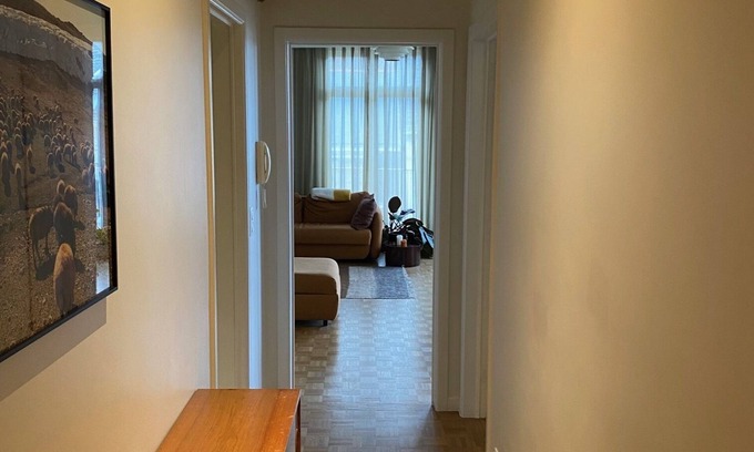 Chatelain Apartment | Authentic Apartment on Prime Location in Uptown